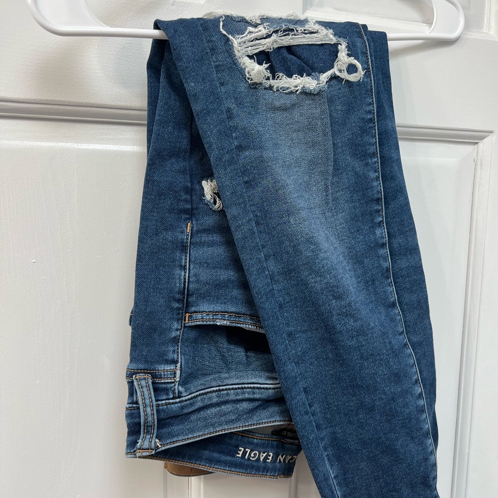 American Eagle Outfitters Women's Dark Blue Ripped Skinny Jeans
